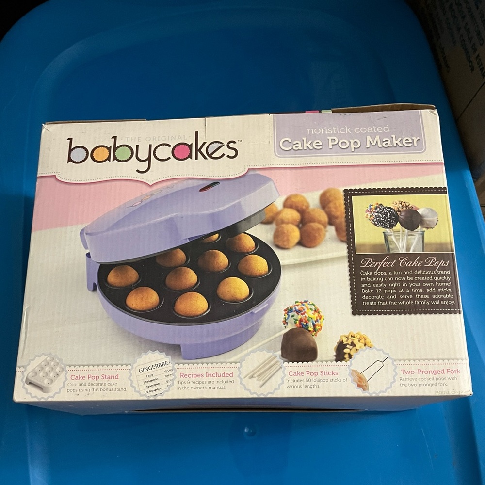 *B2G1FREE* Baby cakes - cake pop machine 🍰🍭 *BRAND NEW*
